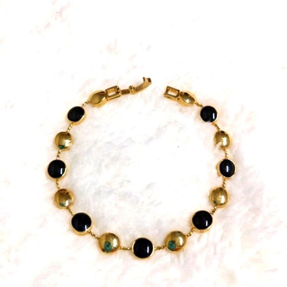 Vintage 1990's Black & Goldtone Bracelet and Pierced Earring Set - Picture 8 of 11